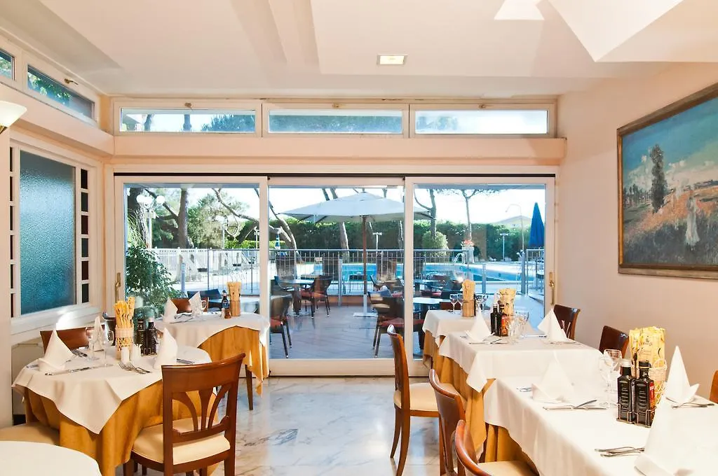 ****  Versilia Palace Hotel Marina di Pietrasanta Itálie